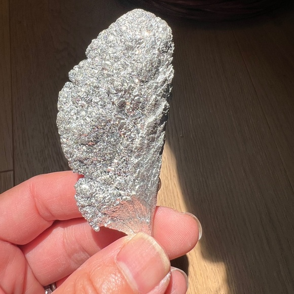 Magnesium (b) specimen | crystal - Picture 1 of 6